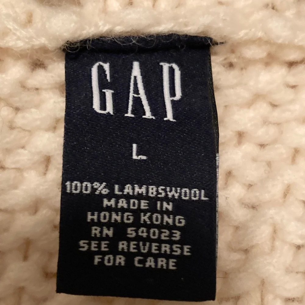 Women's Cream Lambswool sweater